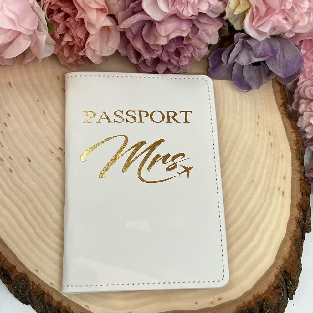 Mr & Mrs Vegan Leather Airplane Passport Cover Holder Case - Picture 8 of 15